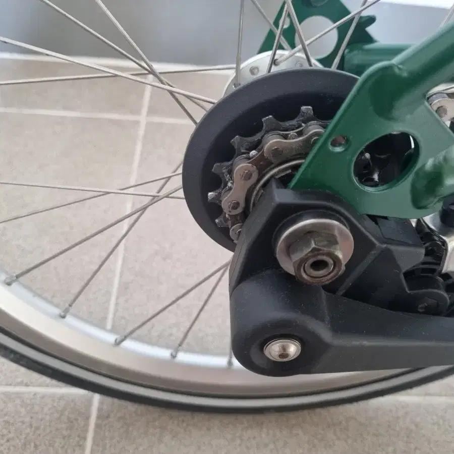 브롬톤 레이싱그린 미니벨로 자전거 팝니다